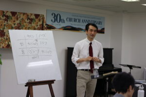 ワンオペの限界を、オンライン事務代行への委託で超えた。夫婦カウンセラーが手放した事務と、取り戻した本業への集中